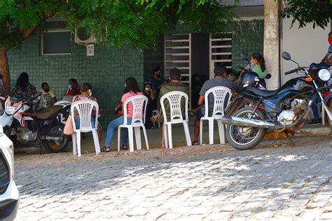 ST tem hoje mais de 660 pessoas em isolamento .